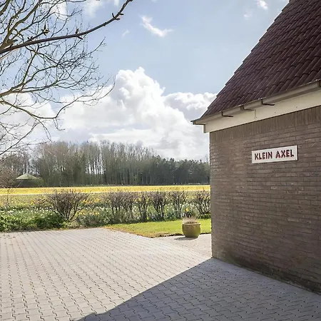 Ferienhaus V-61 Klein Axel *